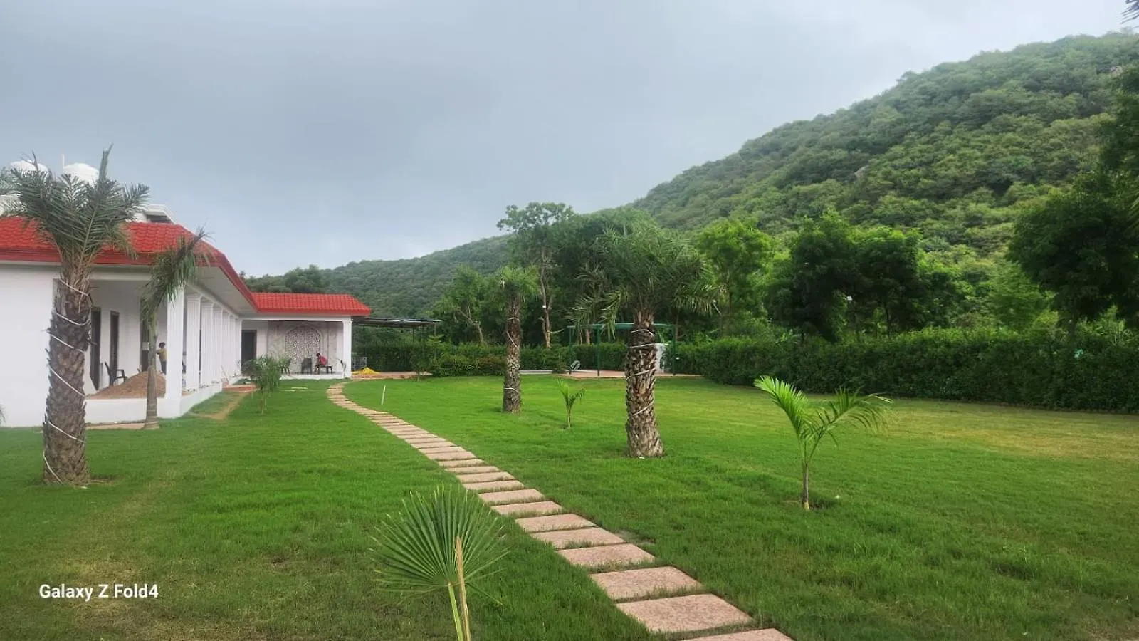 The Hilltop Heaven Hotel Gurgaon